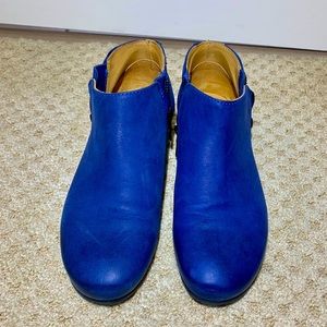 Fluevog Radio RFI Blue low ankle boots
